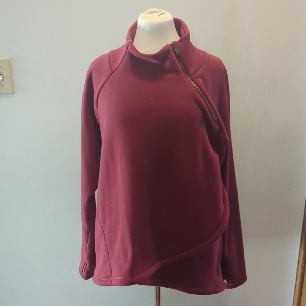 Women's Burgundy Sweater